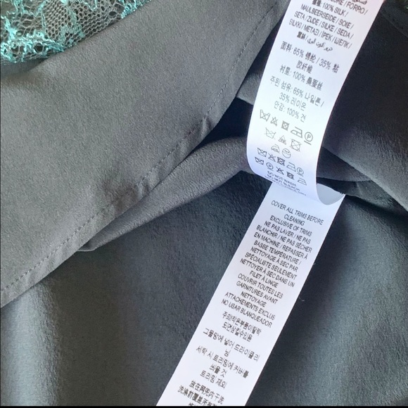 BURBERRY, Girls Pleated Lace Skirt, Size 10Y - Picture 8 of 10